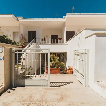 Il Loft Di Valery 80mt Dal Mare By Diddoi Torre Suda